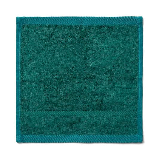 En firkantet blågrøn Bambooya Bambus vaskeklud (25x25 cm) med struktureret overflade og en lidt mørkere kant er lagt fladt på en hvid baggrund. Pakken indeholder 5 allergivenlige vaskeklude.